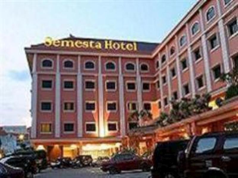 Semesta Heritage Hotel & Convention Semarang Exterior photo