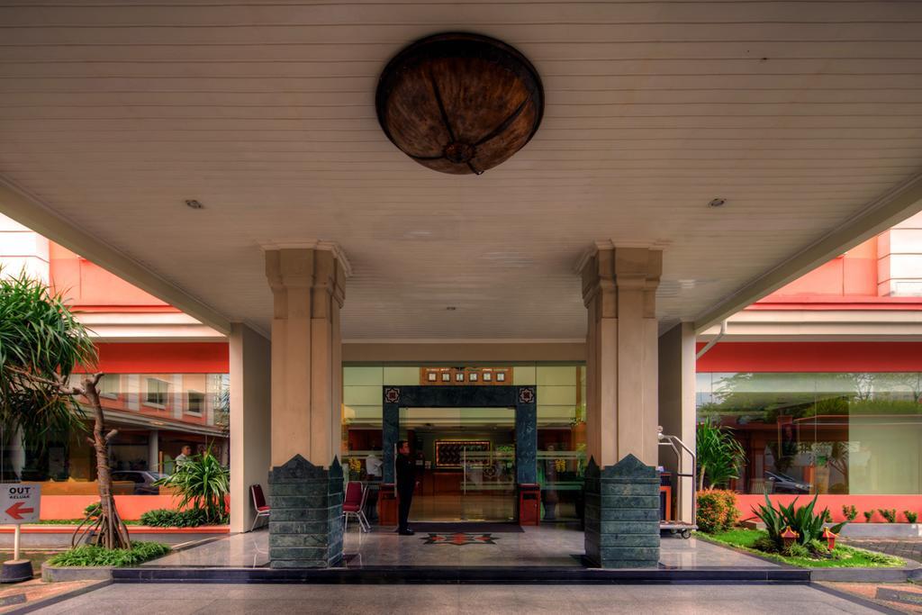 Semesta Heritage Hotel & Convention Semarang Exterior photo