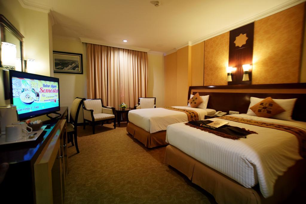 Semesta Heritage Hotel & Convention Semarang Exterior photo