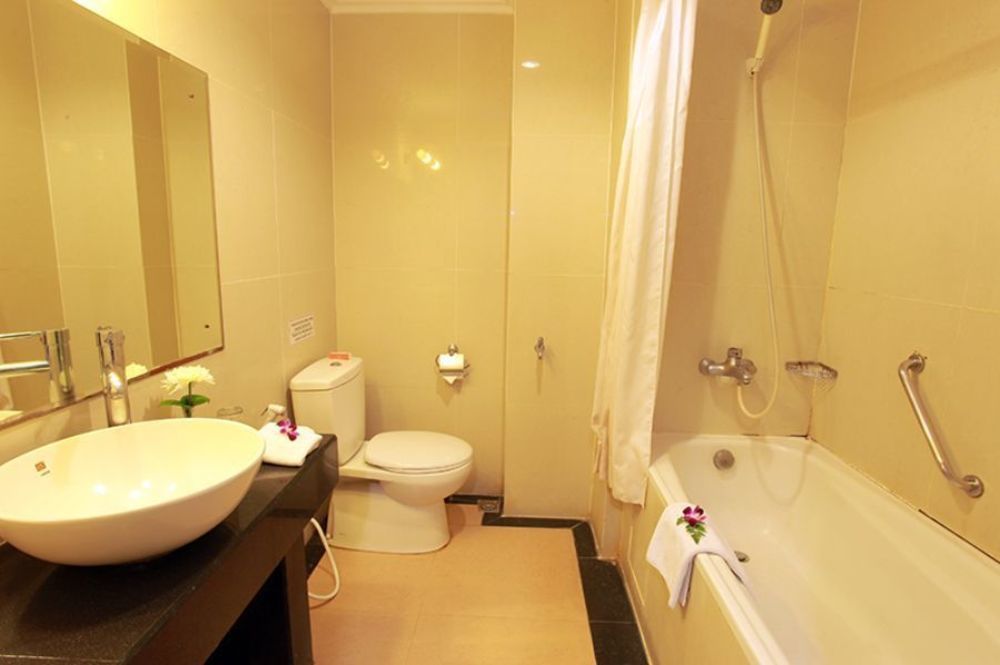 Semesta Heritage Hotel & Convention Semarang Exterior photo
