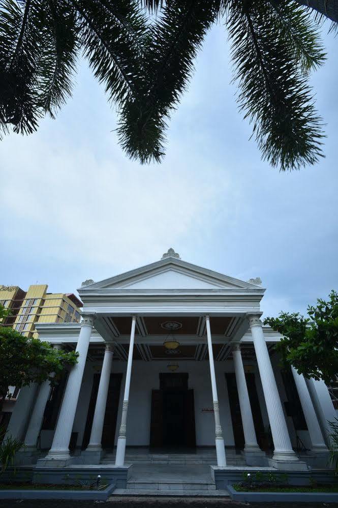 Semesta Heritage Hotel & Convention Semarang Exterior photo