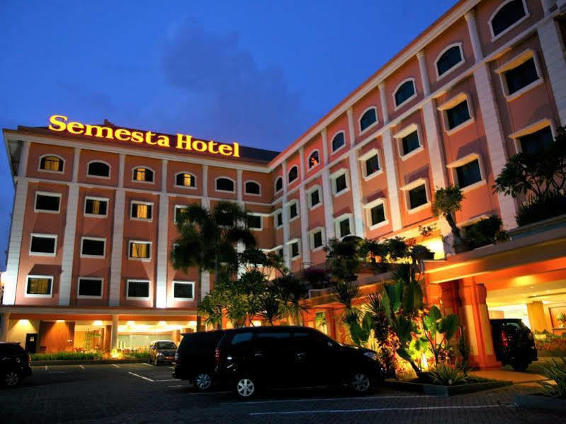 Semesta Heritage Hotel & Convention Semarang Exterior photo